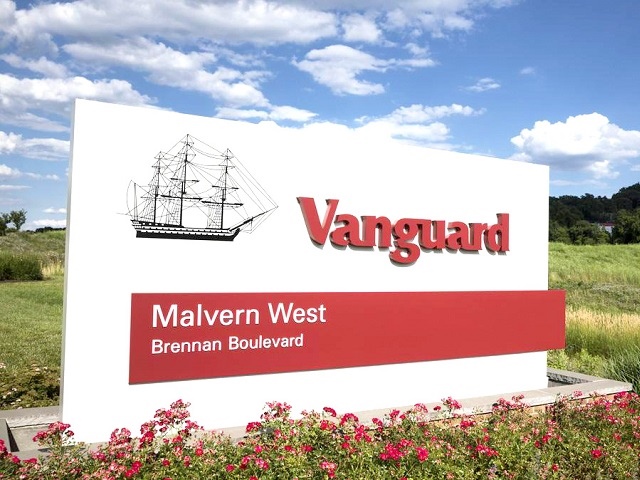 Vanguard giảm phí quản lý đối với gần 100 quỹ
