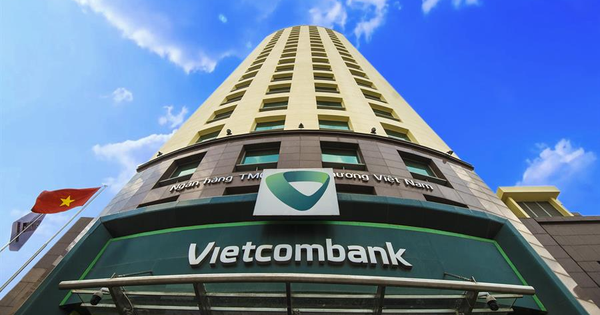 Giữa làn sóng tái cấu trúc nhân sự, Vietcombank thông báo tuyển thêm 272 nhân viên ngay đầu năm, nhiều vị trí không yêu cầu kinh nghiệm