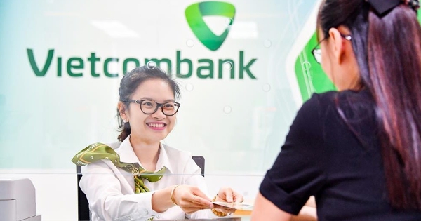 Vietcombank dự kiến dùng toàn bộ lợi nhuận giữ lại năm 2023 để trả cổ tức bằng cổ phiếu