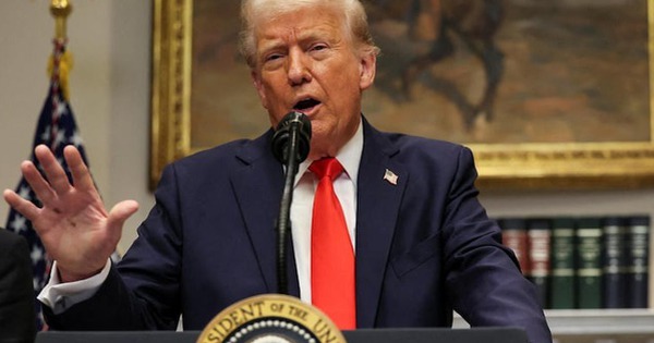 Lo ngại DOGE của Elon Musk cắt giảm quá bừa bãi, ông Trump có động thái kiềm chế, tuyên bố đây là việc dùng 'dao mổ' thay vì 'búa rìu'
