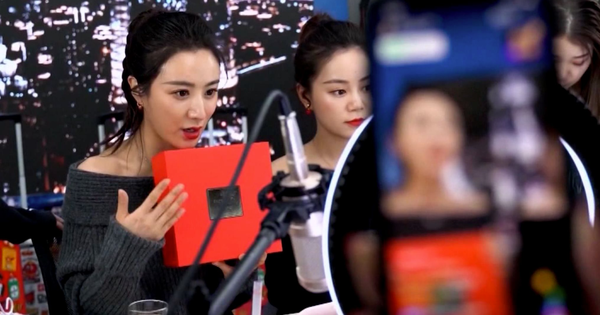 Bi kịch nghề livestream Trung Quốc: Bán cuộc sống để đổi lấy thu nhập, có người đã thiệt mạng
