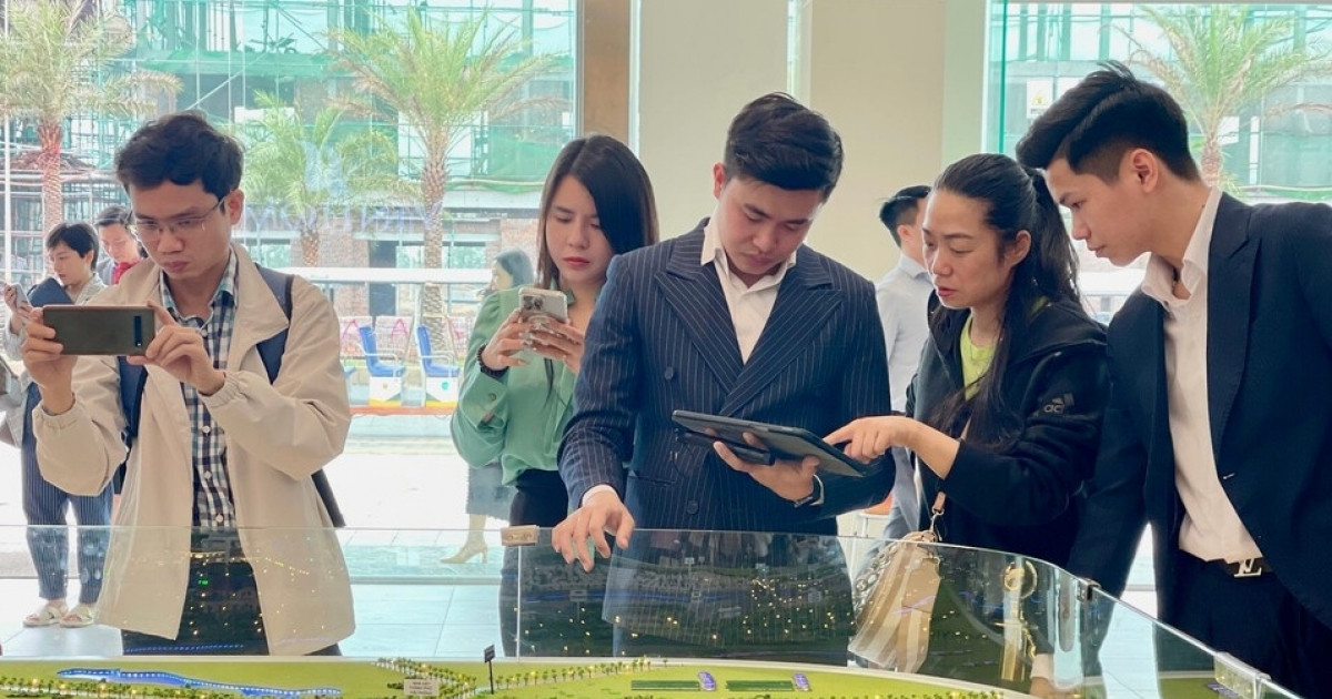 Giá nhà tăng cao, VARS đề xuất nghiên cứu mô hình ký túc xá cho lao động giống Singapore