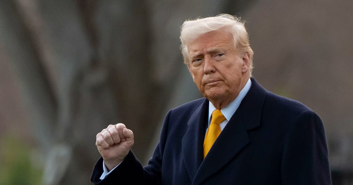 Ông Trump liên tục 'quay xe': Kinh tế Mỹ chắc chắn không suy thoái, thị trường chứng khoán lên xuống là bình thường!
