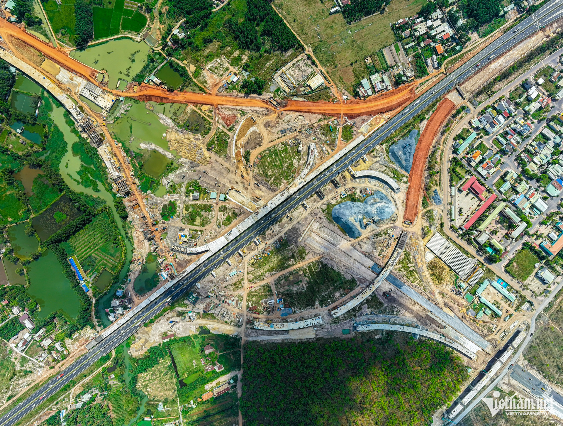 Đường nghìn tỷ nối sân bay Long Thành gặp khó