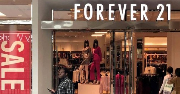 Forever 21 phá sản lần 2 trong 6 năm, nợ phải trả lên tới 10 tỷ USD