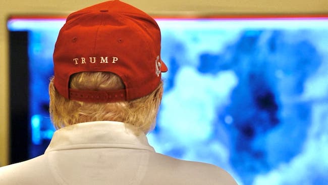 Dầu tăng giá sau tuyên bố của ông Trump về Iran
