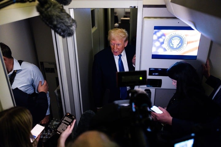 Ông Trump chốt lịch điện đàm với ông Putin về Ukraine