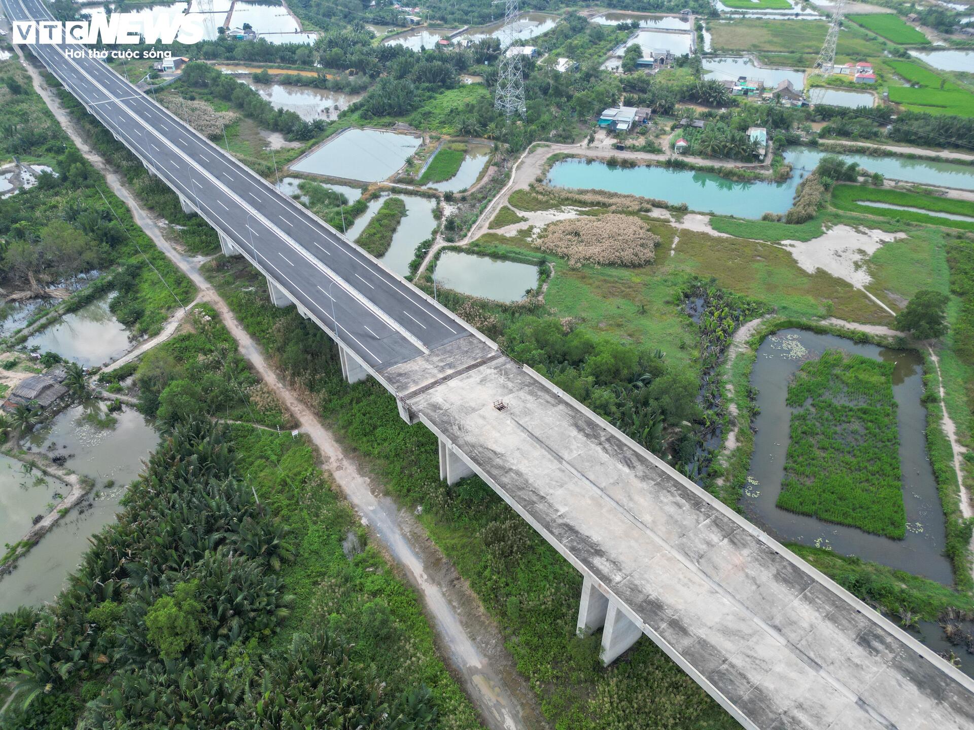 Cận cảnh gói thầu duy nhất ngủ quên ở dự án cao tốc Bến Lức - Long Thành