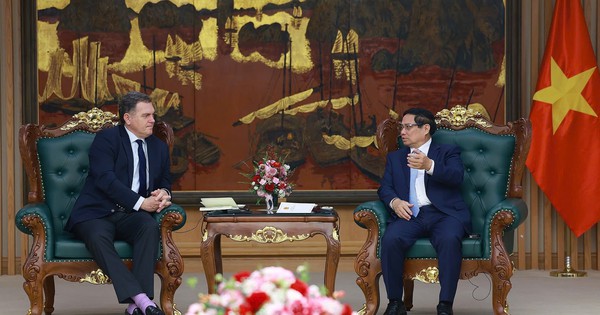 Thủ tướng đưa ra đề xuất với gã khổng lồ hàng không nước Pháp