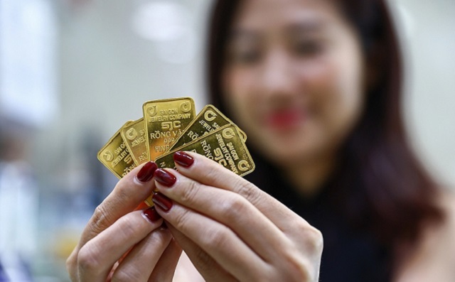 Giá vàng trong nước đảo chiều tăng thêm 500.000 đồng mỗi lượng