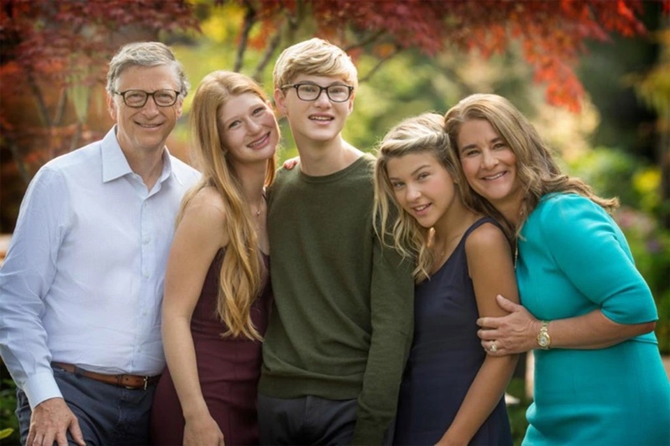 Bill Gates chỉ để lại chưa tới 1% tài sản cho con cái và quyên góp toàn bộ phần còn lại: Các tỷ phú tiết kiệm ĐỂ LÀM GÌ khi không trao lại của cải cho thế hệ sau?