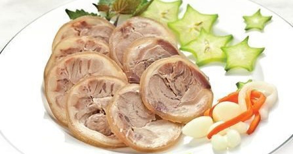 Giá thịt heo hôm nay 5/4: Duy trì ổn định, chân giò rút xương có giá thấp nhất tại WinMart