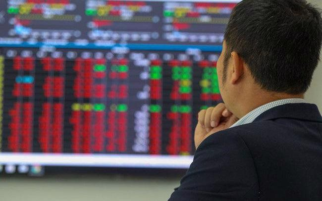 Công ty đầu tiên công bố BCTC quý 1/2025