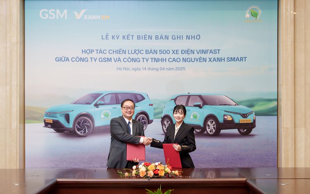 Cao Nguyên Xanh Smart mua 500 xe điện Xanh SM, triển khai taxi điện tại Đắk Nông
