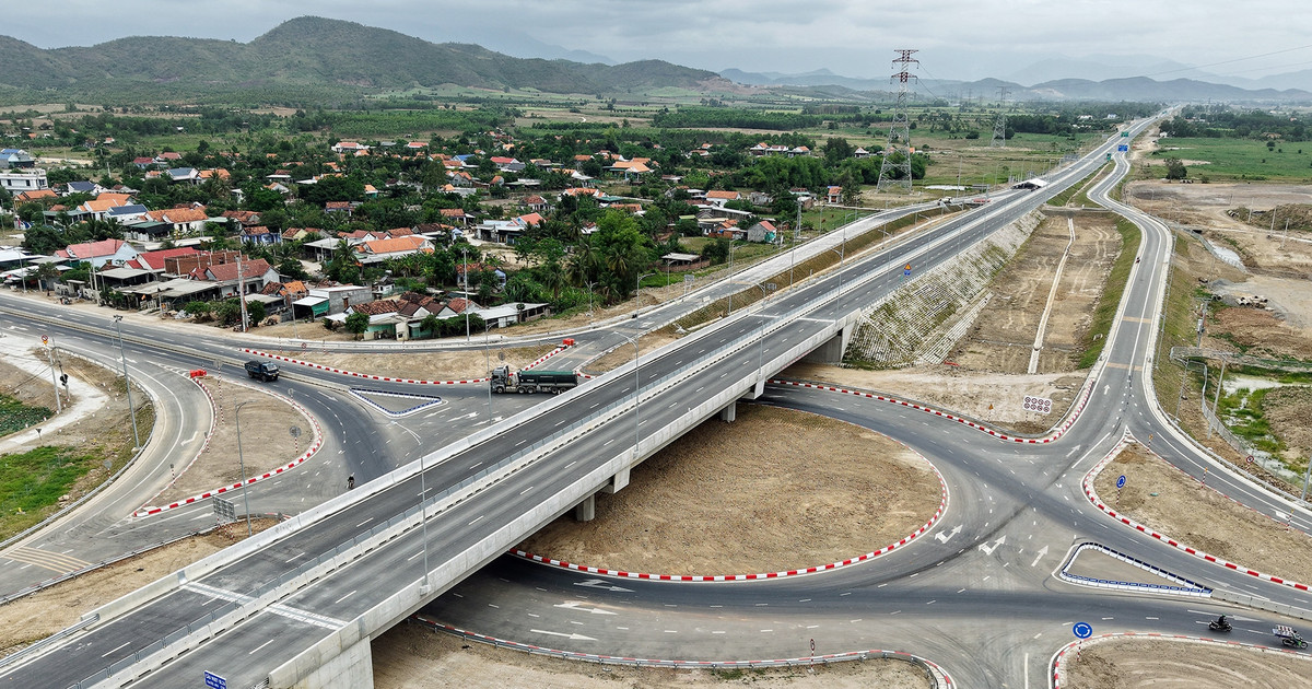 Diện mạo cao tốc Vân Phong - Nha Trang dự kiến khai thác dịp 30/4