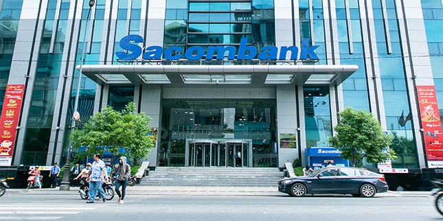Ngân hàng liên tục rao bán nợ xấu