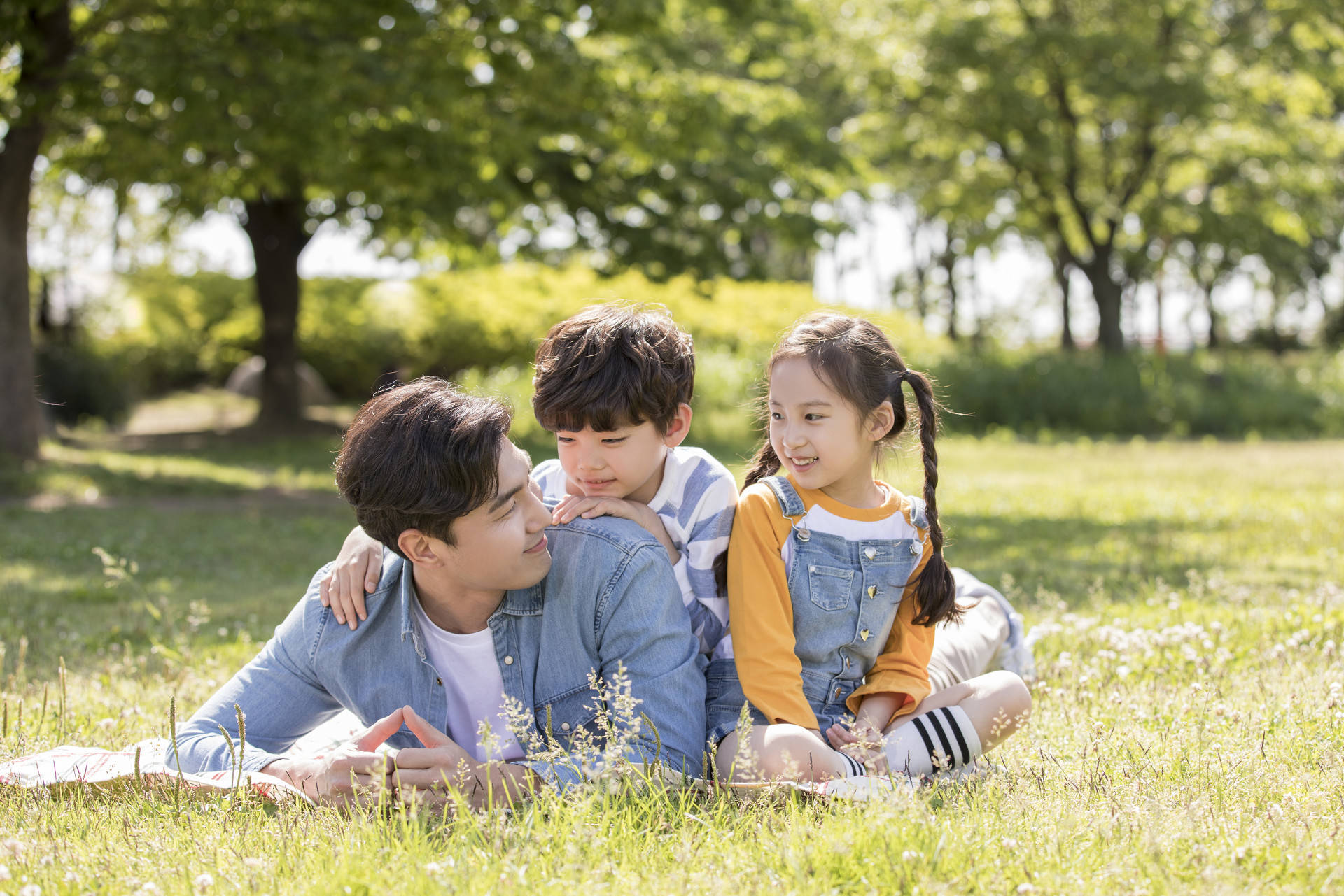 Những đứa trẻ sinh ra để báo ân có 3 đặc điểm rõ ràng, con bạn có một điều thôi cũng là phúc phần lớn rồi