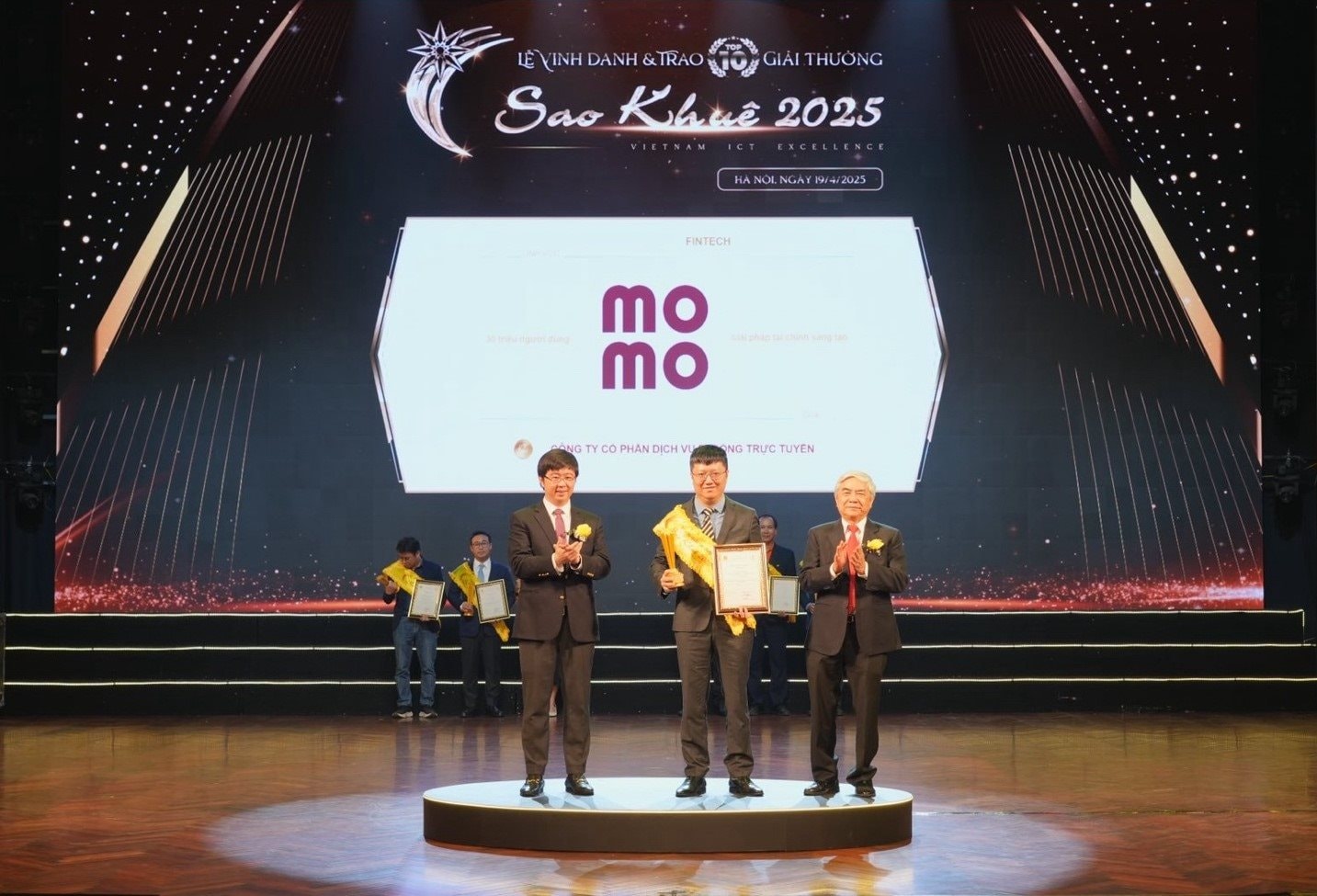 Lộ diện top 10 Sao Khuê 2025: Một kỳ lân có mặt 3 năm liền, FPT có 2 đại diện