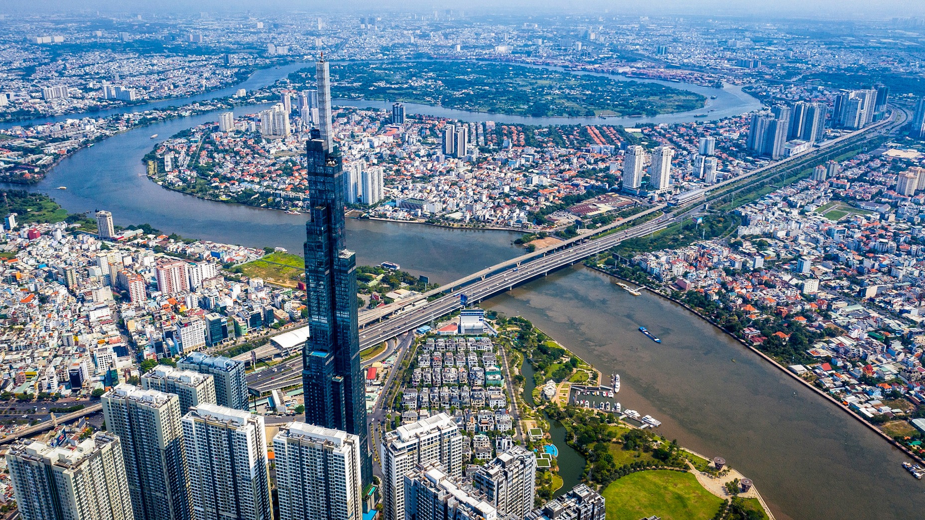 Nếu sáp nhập, người dân có phải làm lại sổ đỏ hay không?