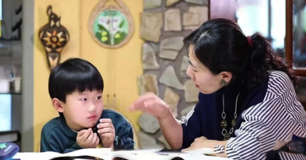 Nếu người mẹ có 3 kiểu tính cách dưới đây thì dù không cố ý, họ cũng đang vô tình kéo thấp EQ của con