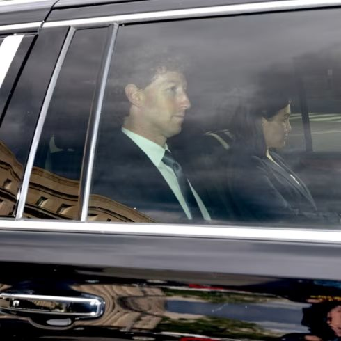Chuyện gì đây: Mark Zuckerberg phải hết lời khen ngợi TikTok để Meta thoát tội, tránh việc đế chế 1.500 tỷ USD bị chia tách