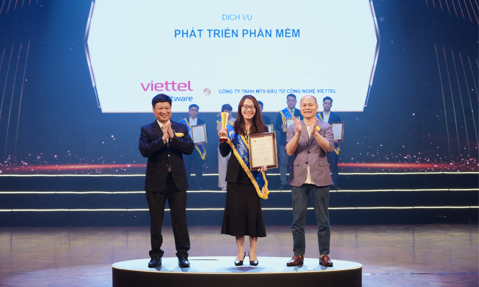 Viettel Software bứt phá tại Giải thưởng Sao Khuê 2025 với hai giải thưởng danh giá