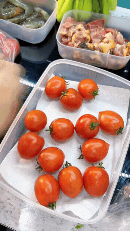 Lười đi chợ sớm, mẹ Hà Nội chọn cách đi chợ theo tuần, ai dè tiết kiệm được 50% tiền chợ mà thực phẩm vẫn bao tươi, bao ngon