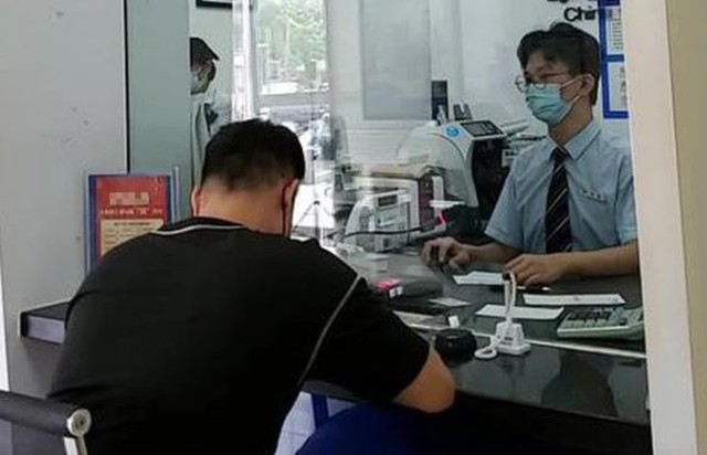 Người đàn ông vay tín dụng 4,2 tỷ đồng, 15 năm sau đến trả nợ thì bị nhân viên từ chối, còn được bồi thường hơn 178 triệu đồng